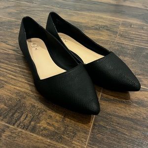 Black Flats - faux snake skin pattern - Call It Spring